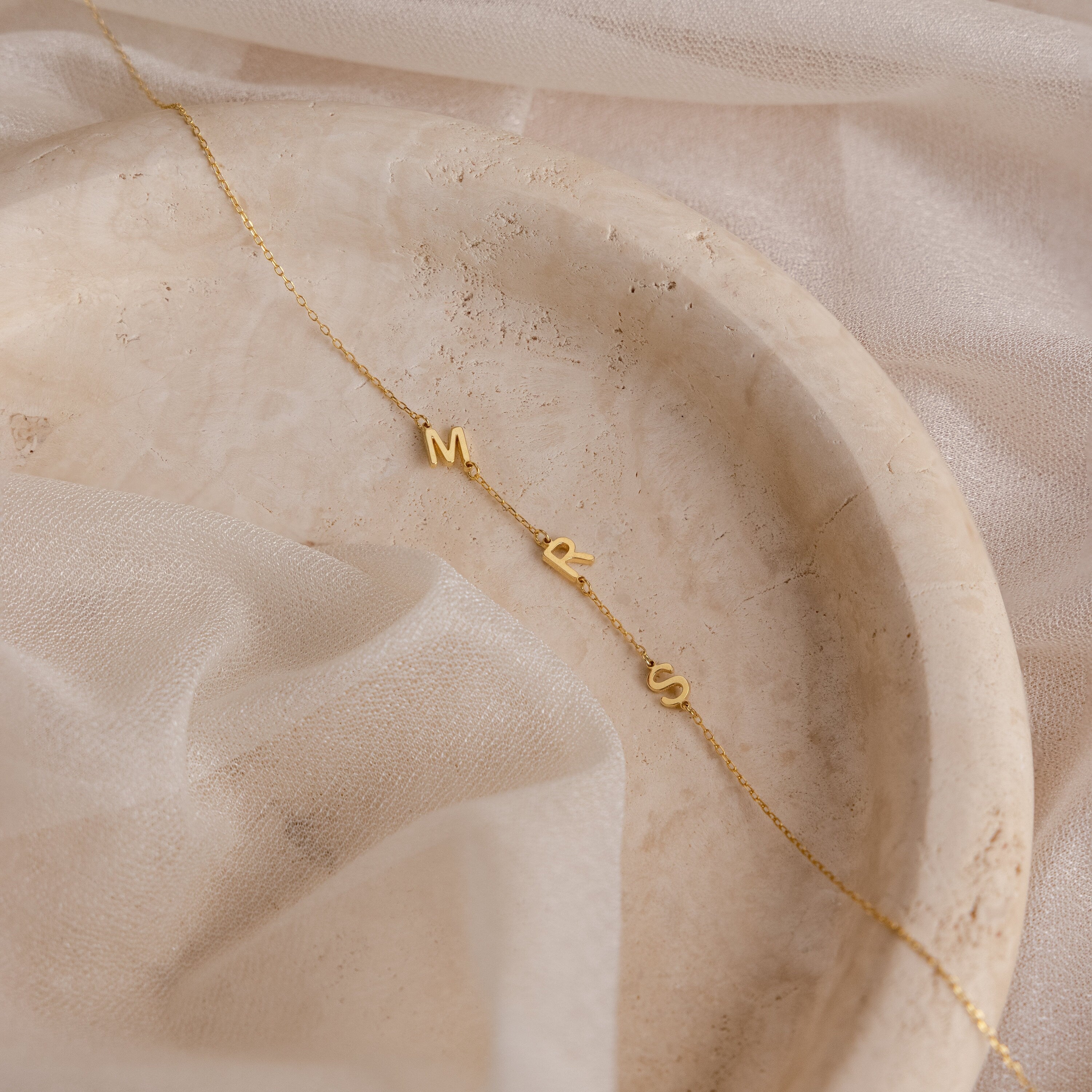 Collier avec initiales latérales - Collier de lettres individuelles