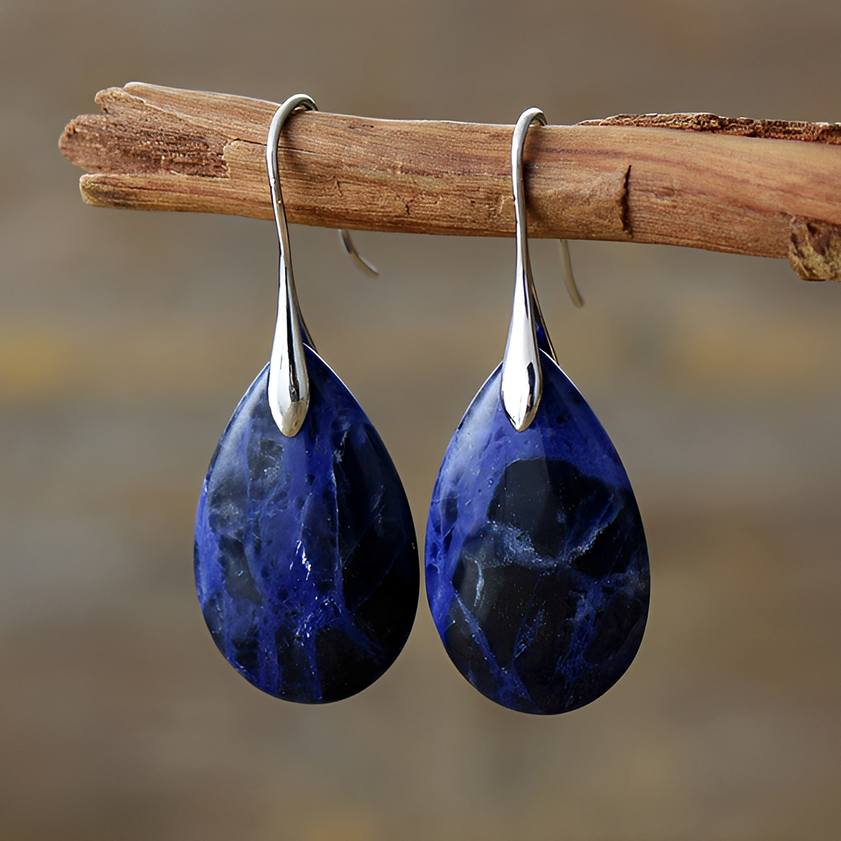 Kris – Boucles d'oreilles vintage chic avec pierre bleue
