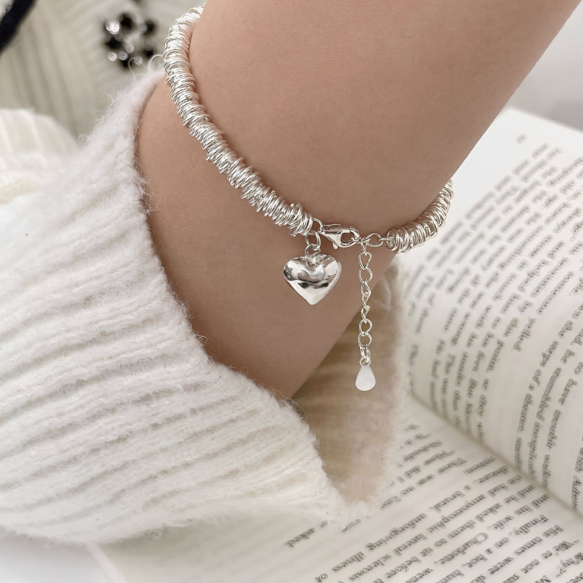 Marie – Bracelet élégant en argent avec cœur