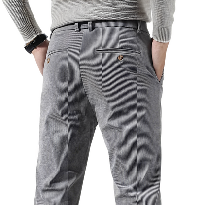 Robin - Lightweight and casual men's corduroy trousers