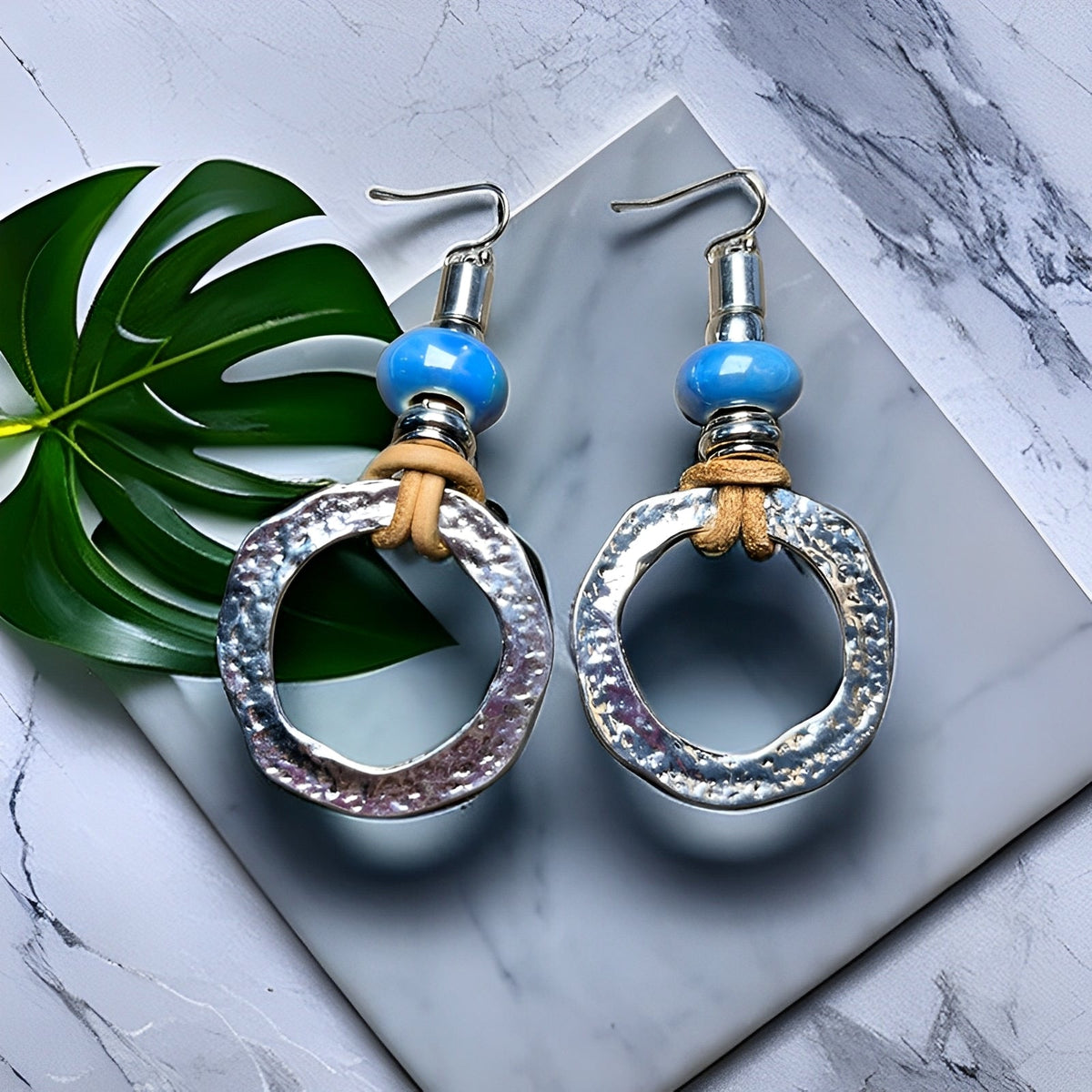 Mira – Boucles d'oreilles en cercle argentées de style boho-vintage