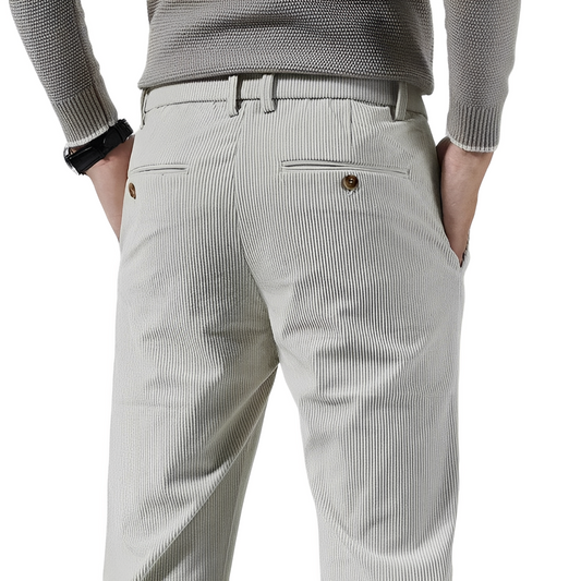 Robin - Lightweight and casual men's corduroy trousers