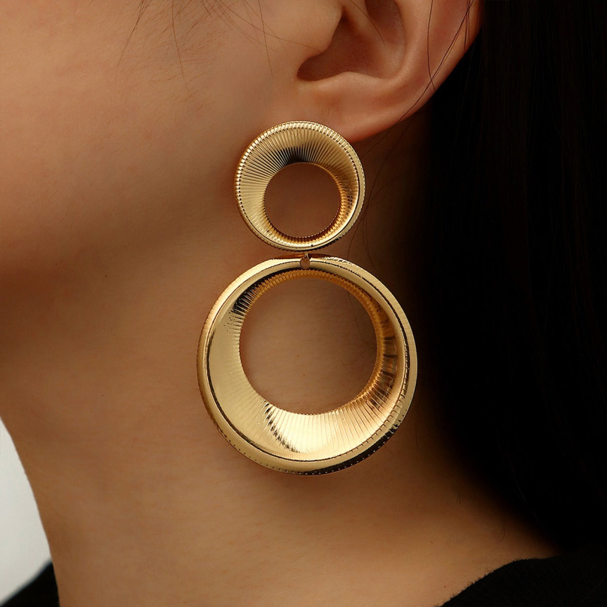 Claudia – Boucles d'oreilles rondes vintage audacieuses