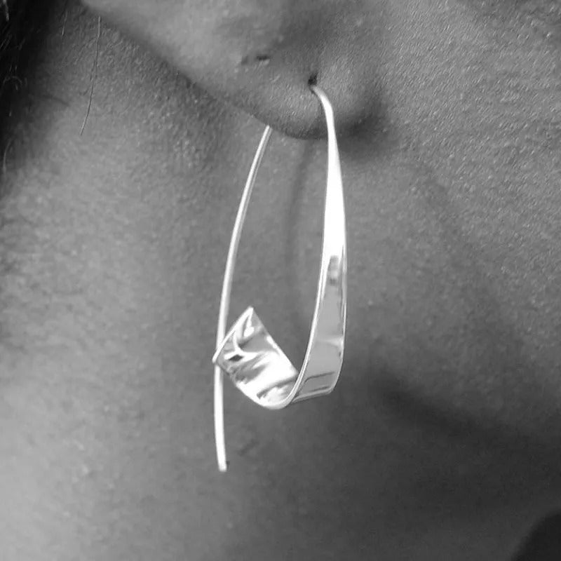 Clea – Boucles d'oreilles intemporelles en or et argent