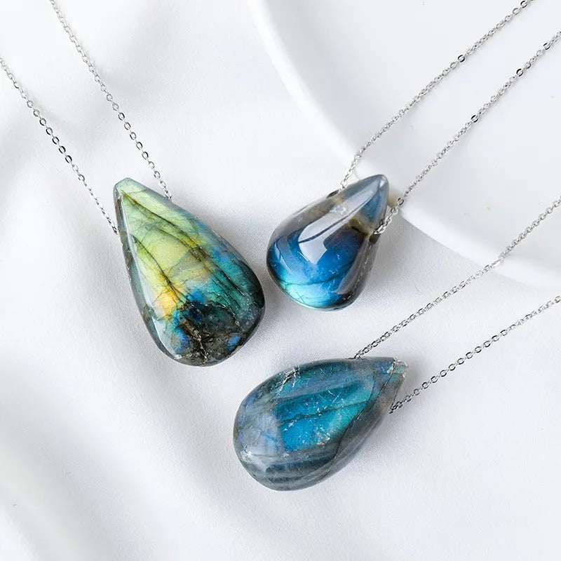 Clara – Collier Lagoon en labradorite