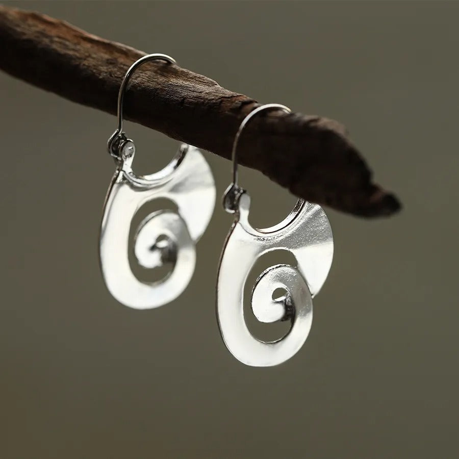 Amandine – Boucles d'oreilles en argent vintage irrégulières