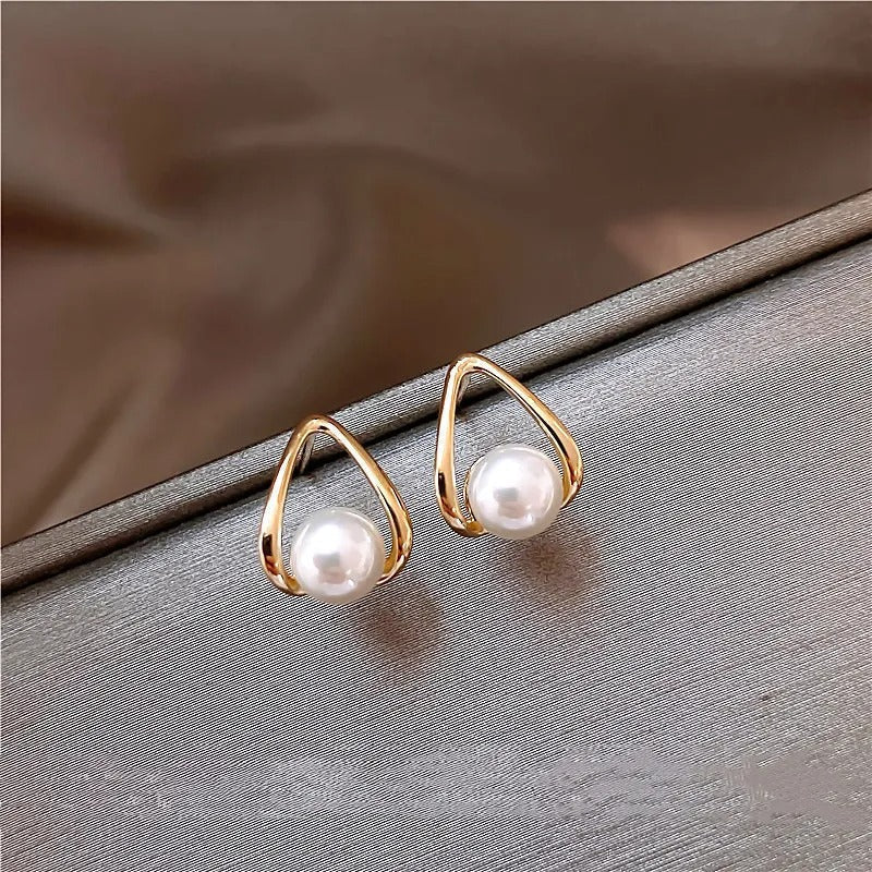 Geah – Boucles d'oreilles en perles d'or creuses