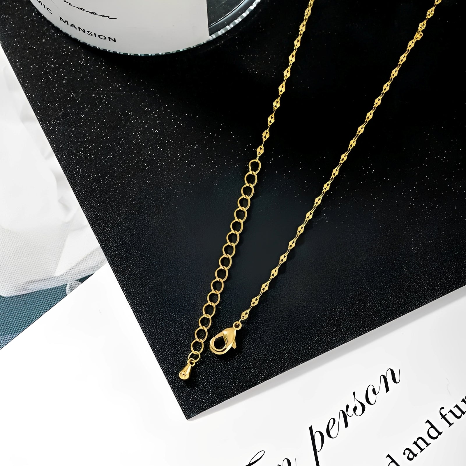 Zeinab – Collier minimaliste élégant