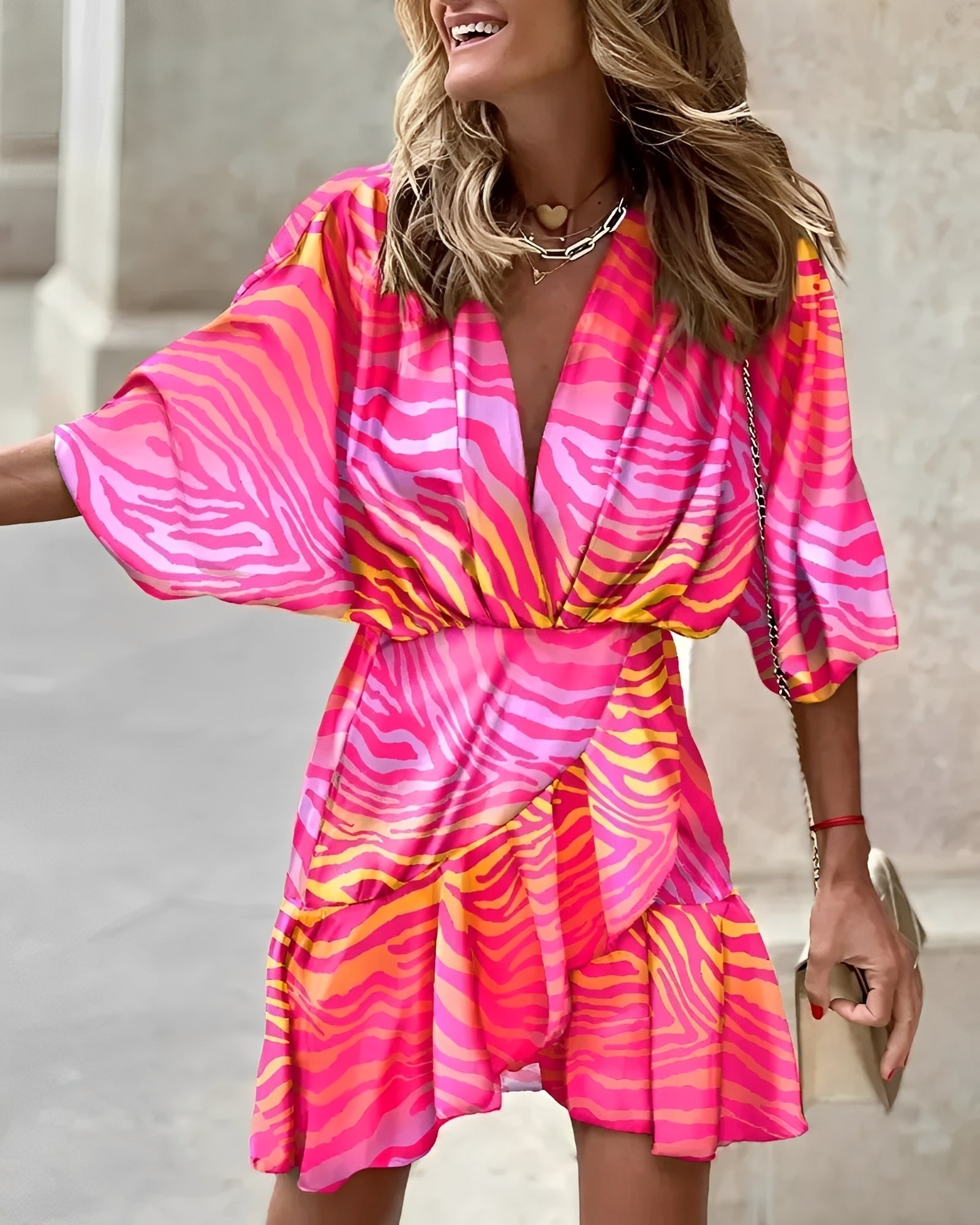 Jackie – Robe Mini Ajustée Élégante