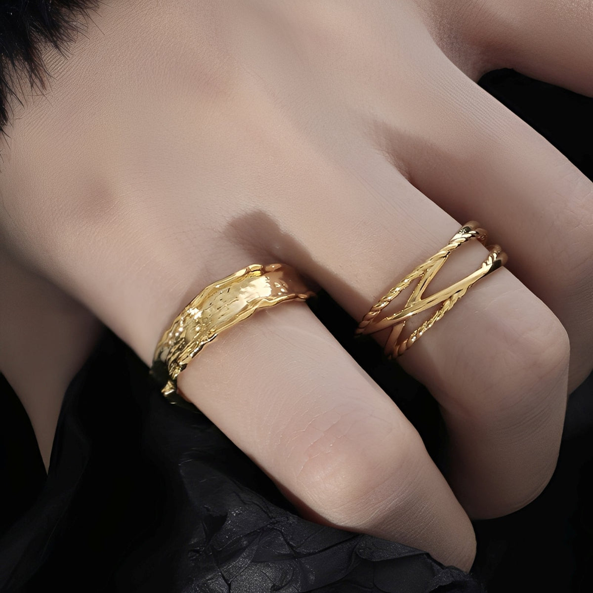 Sara – Bague en or vintage forgé