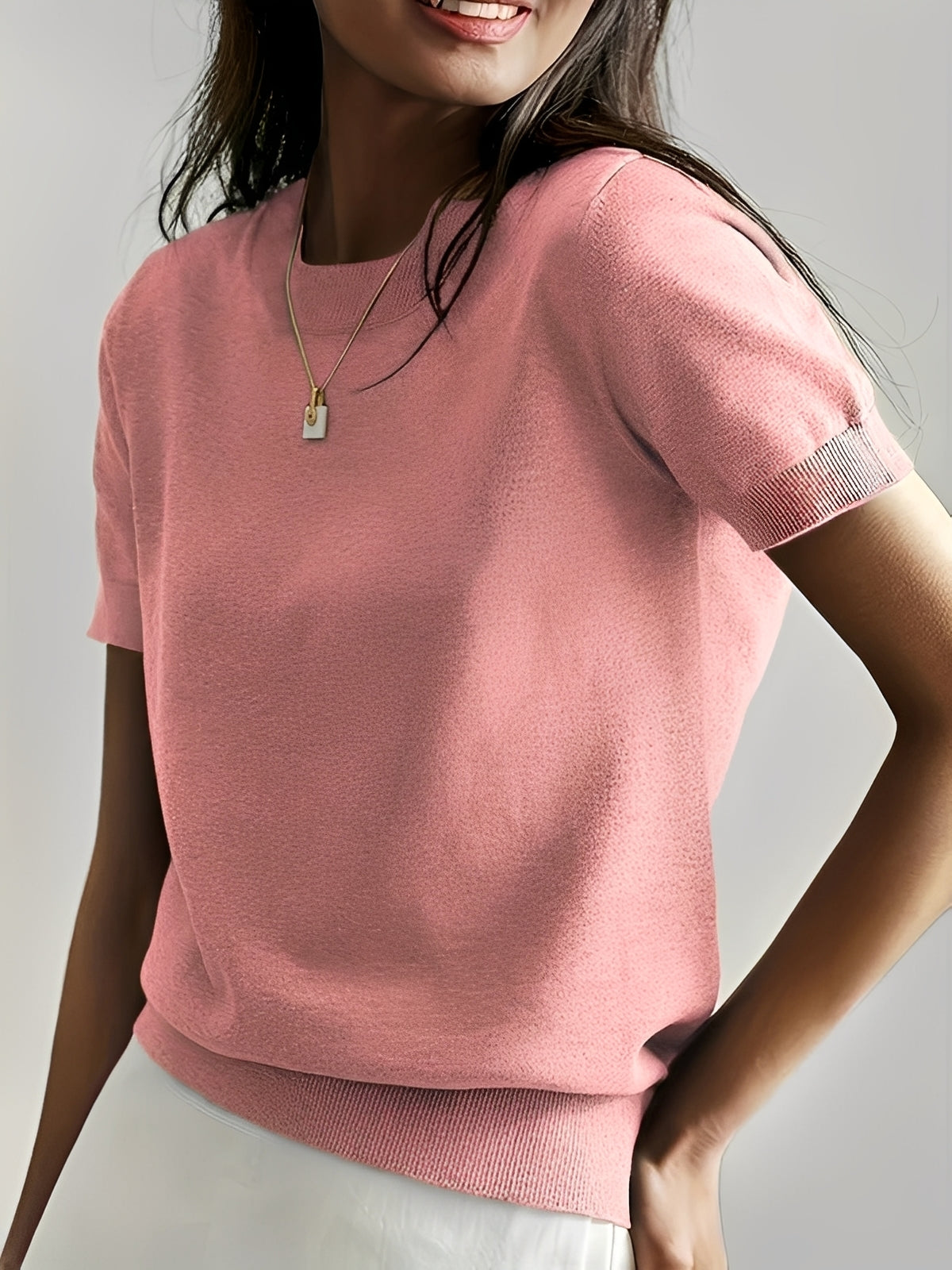 Molly - Chemise molle et décontractée à manches courtes pour femmes
