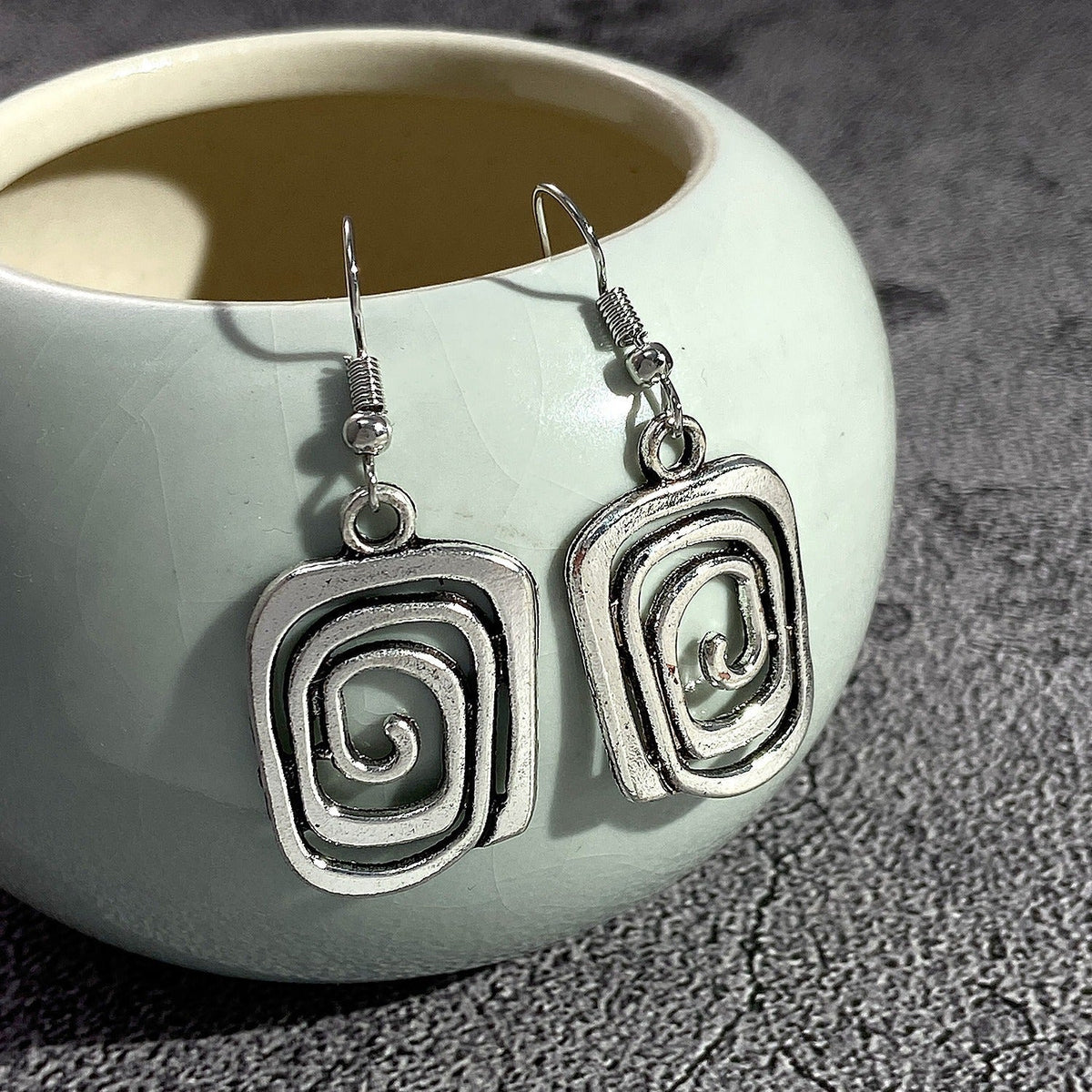 Eva – Boucles d'oreilles spirales rétro en argent