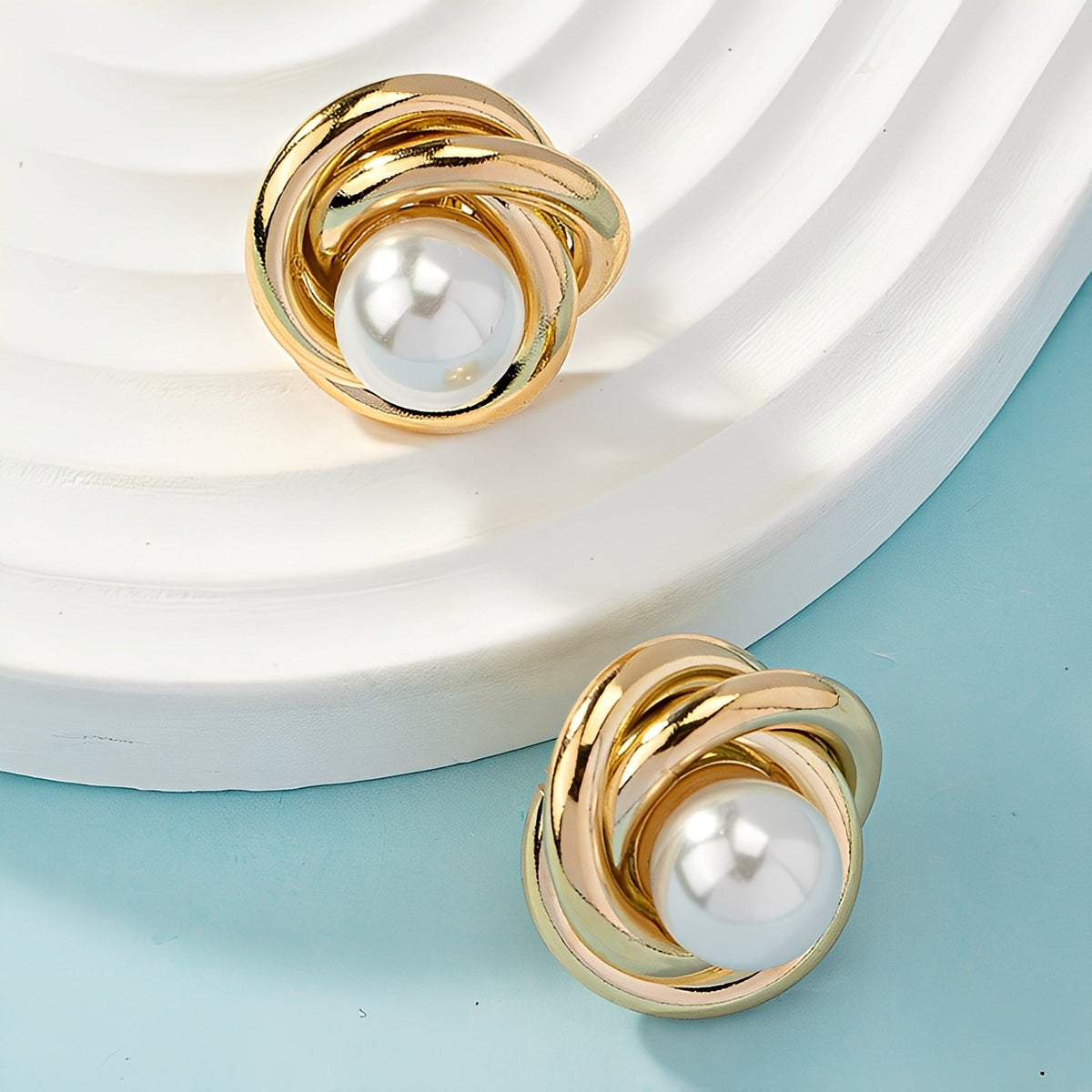 Krisna – Boucles d'oreilles élégantes en or avec perles