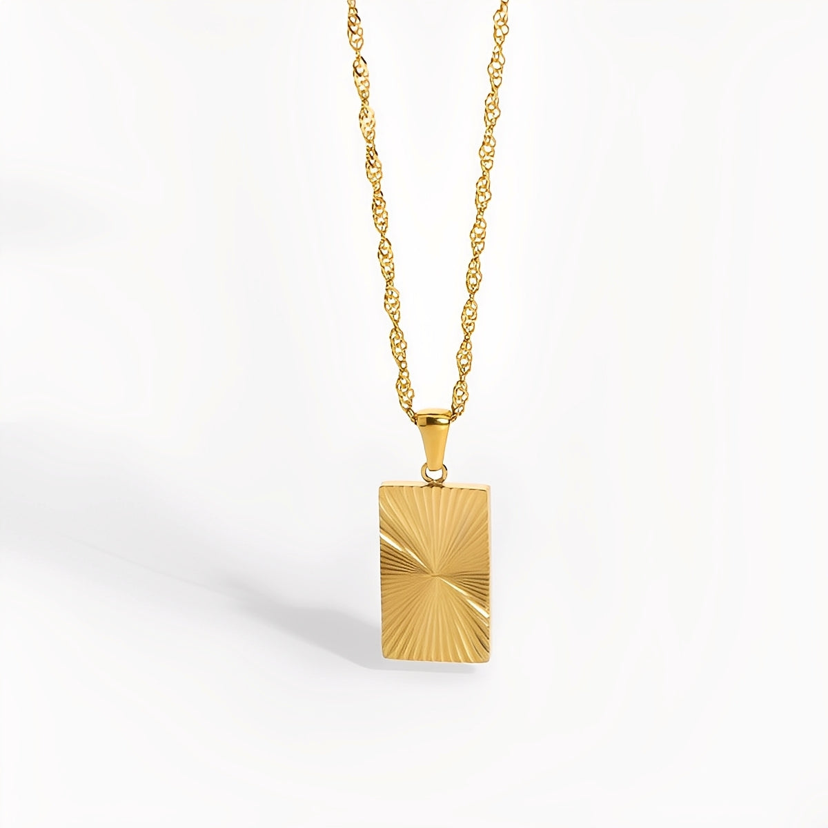 Aurelie – Collier Soleil avec médaille
