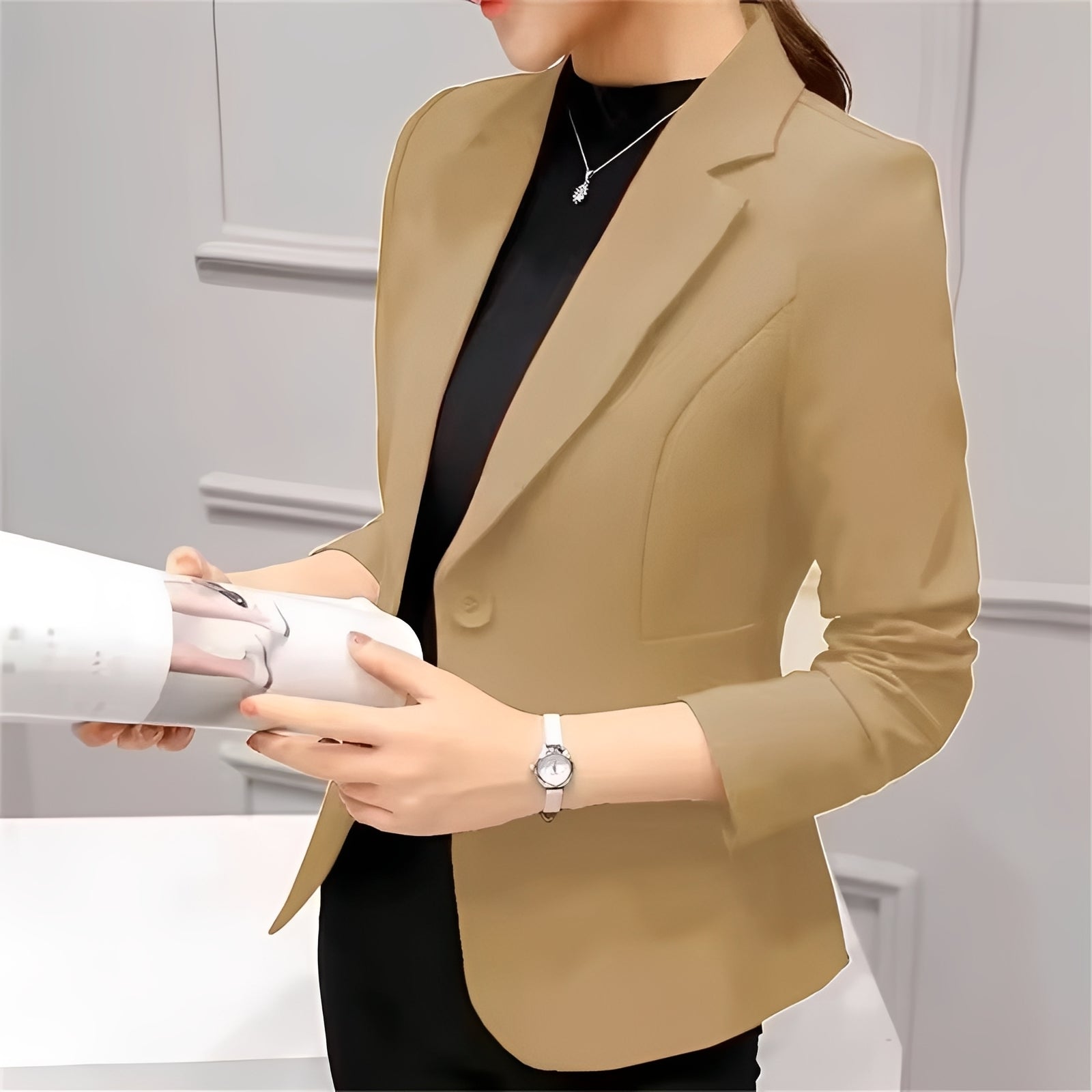 Lindy – Blazer Élégant à Bouton Unique pour Femme