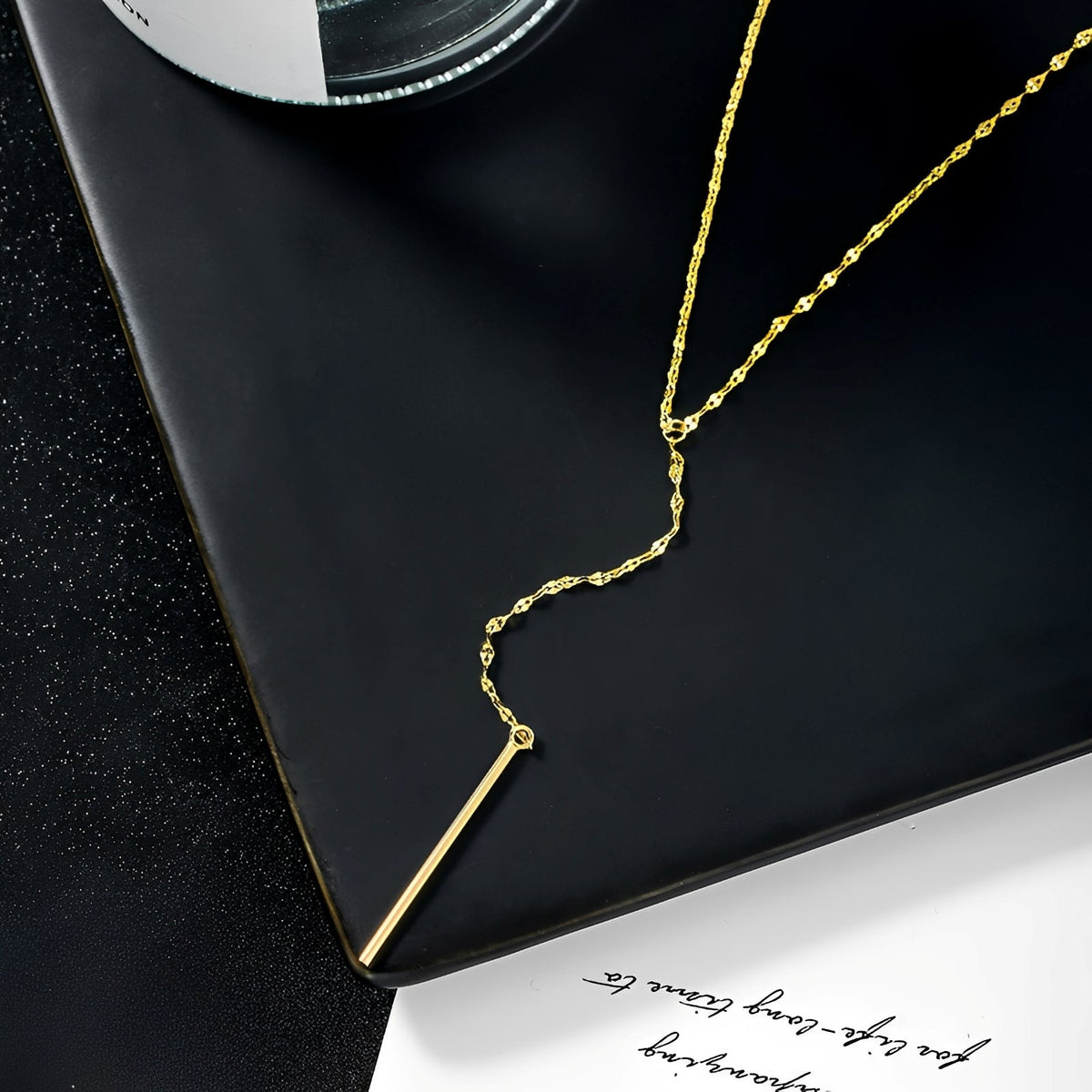 Zeinab – Collier minimaliste élégant
