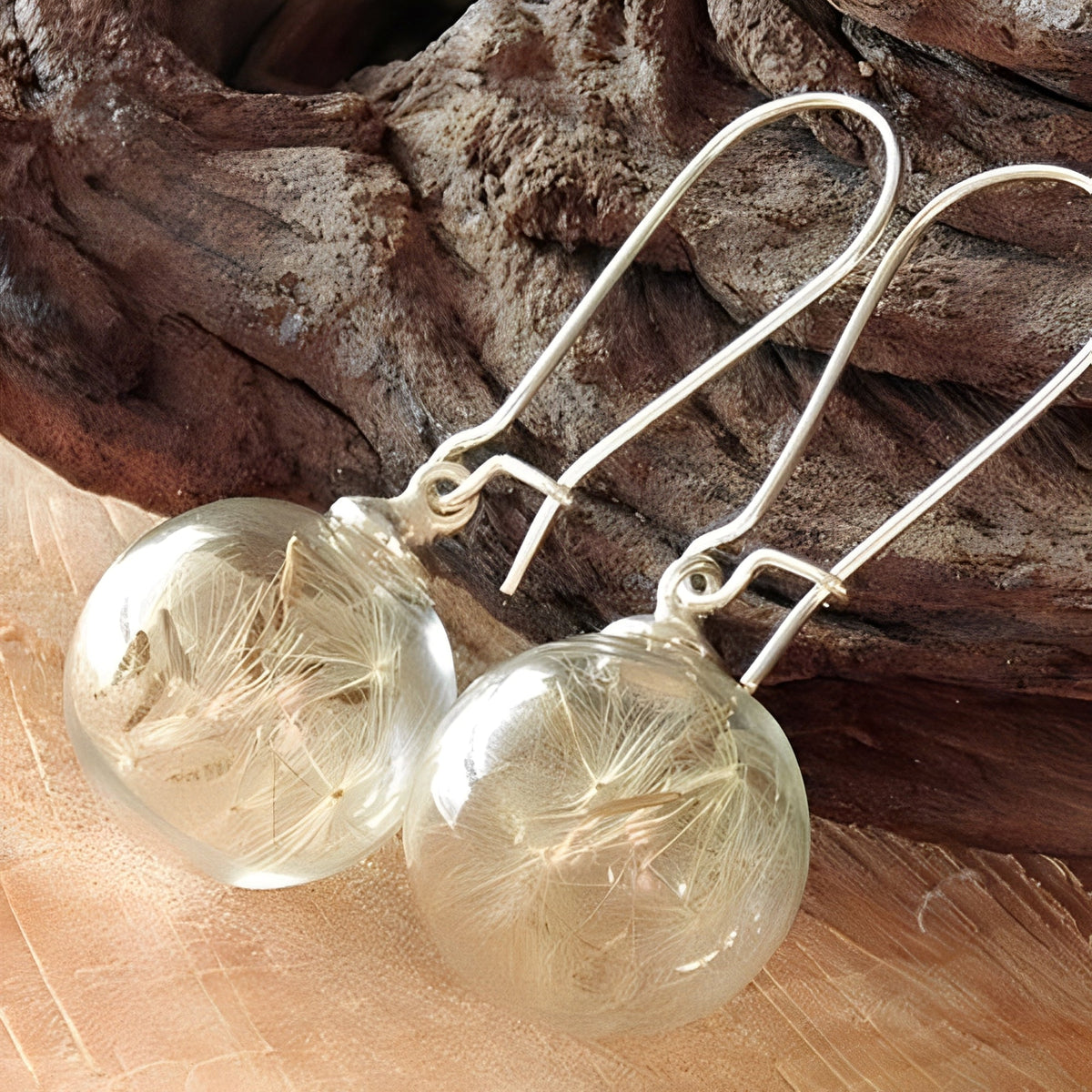 Liora – Boucles d'oreilles en argent avec design de pissenlit
