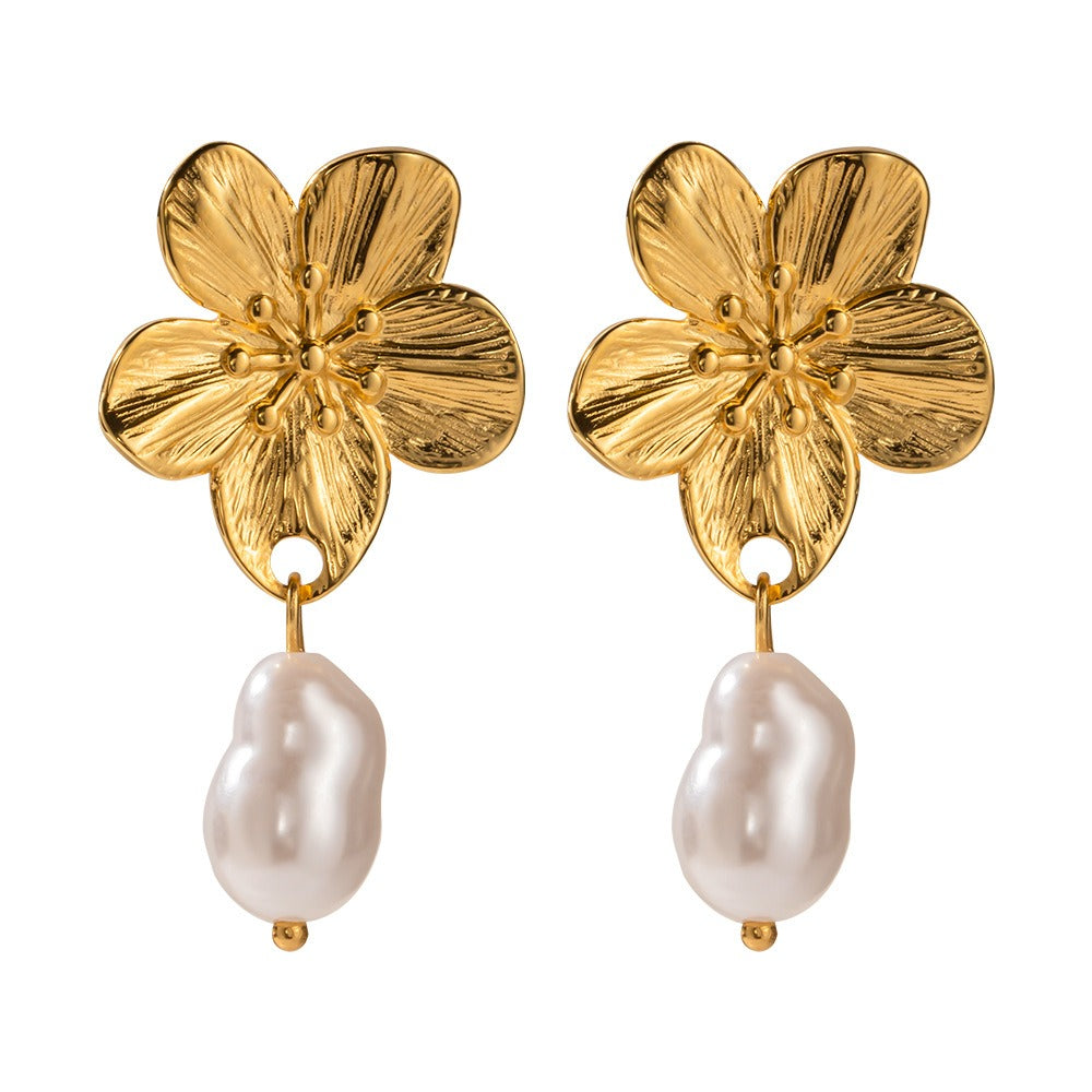 Ember – Boucles d'oreilles création florale avec perles dorées