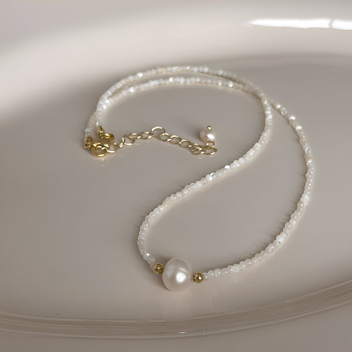 Claire – Collier élégant en perles
