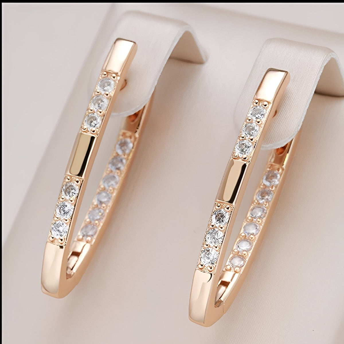Cleah – Boucles d'oreilles élégantes en zircon doré