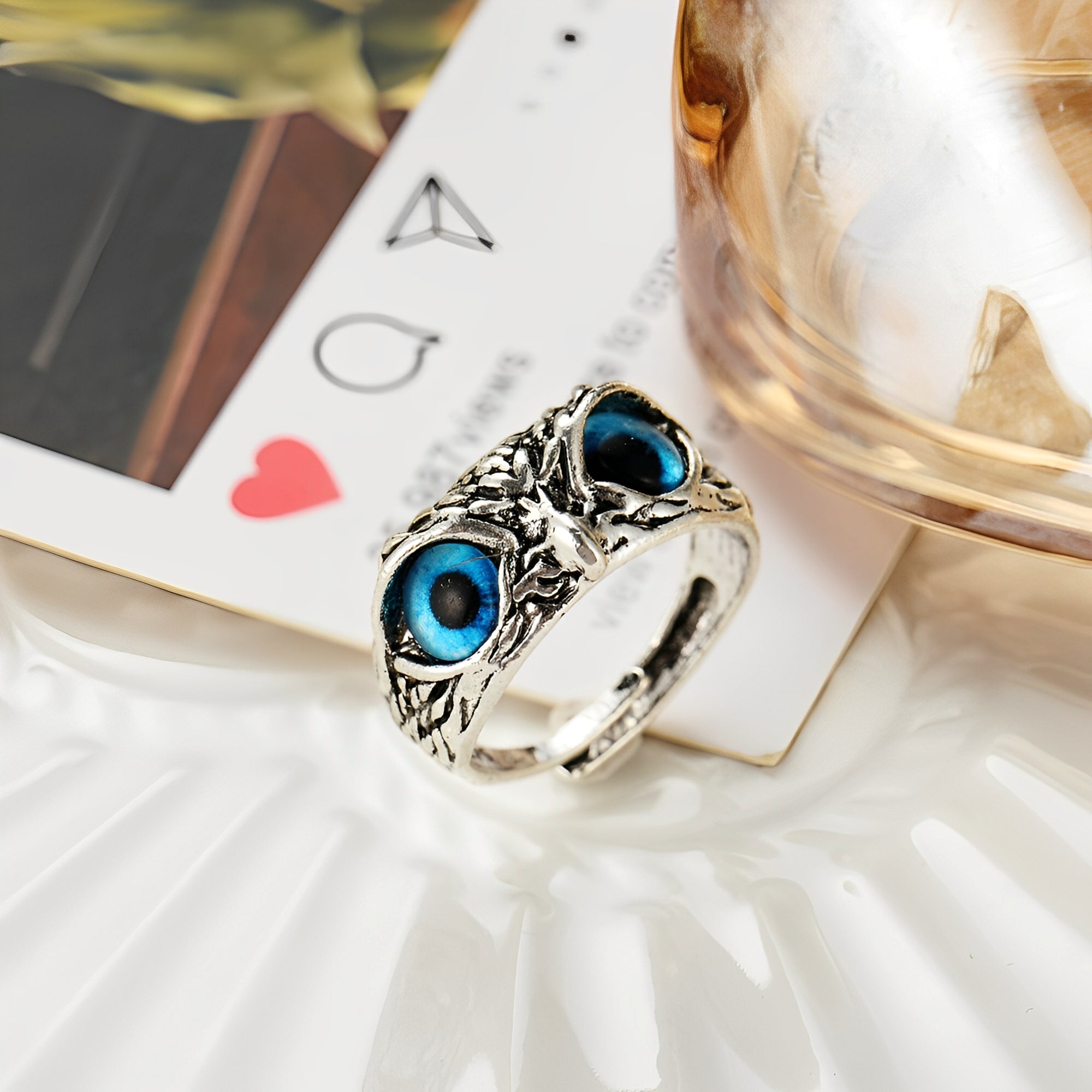 Niva – Bague amulette ajustable en argent et opale