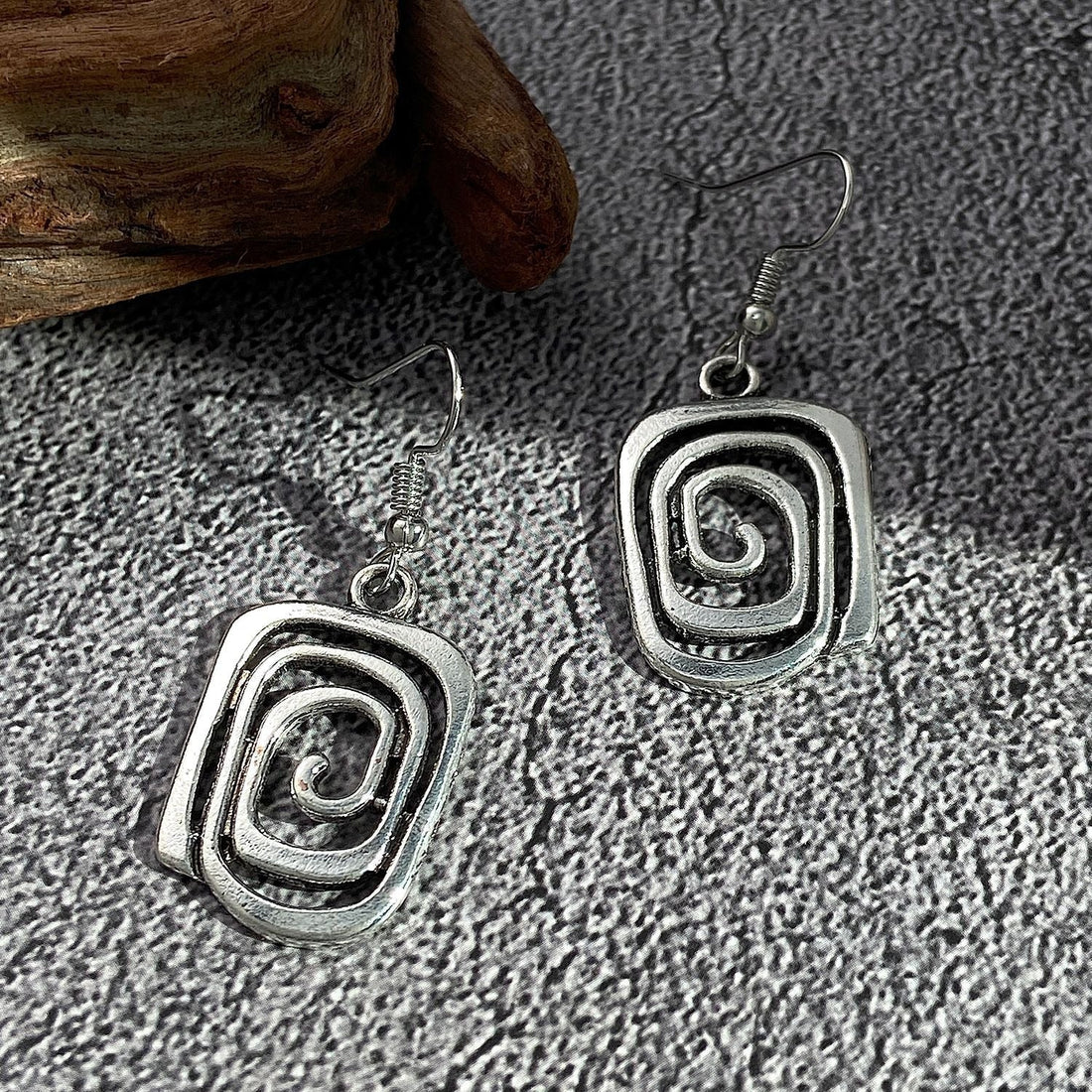 Eva – Boucles d'oreilles spirales rétro en argent