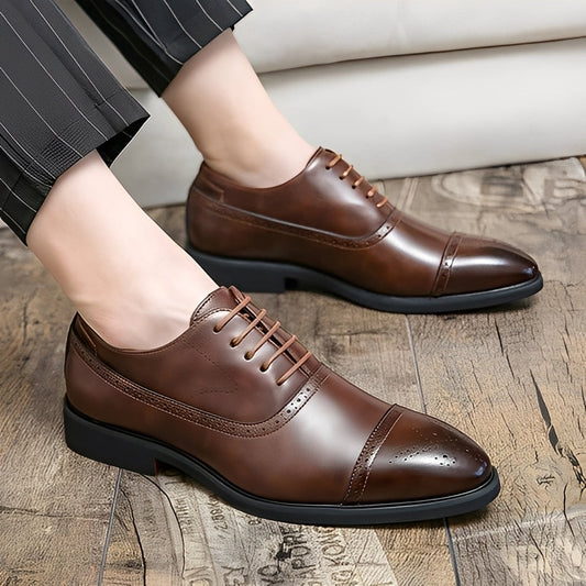 Fulton - Chaussures modernes en cuir avec détails brogue pour hommes
