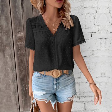 Margaux – Blouse Élégante en Dentelle