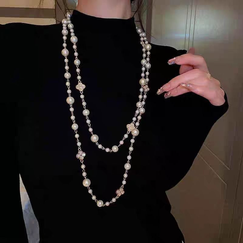Collen – Élégant collier en or avec perle