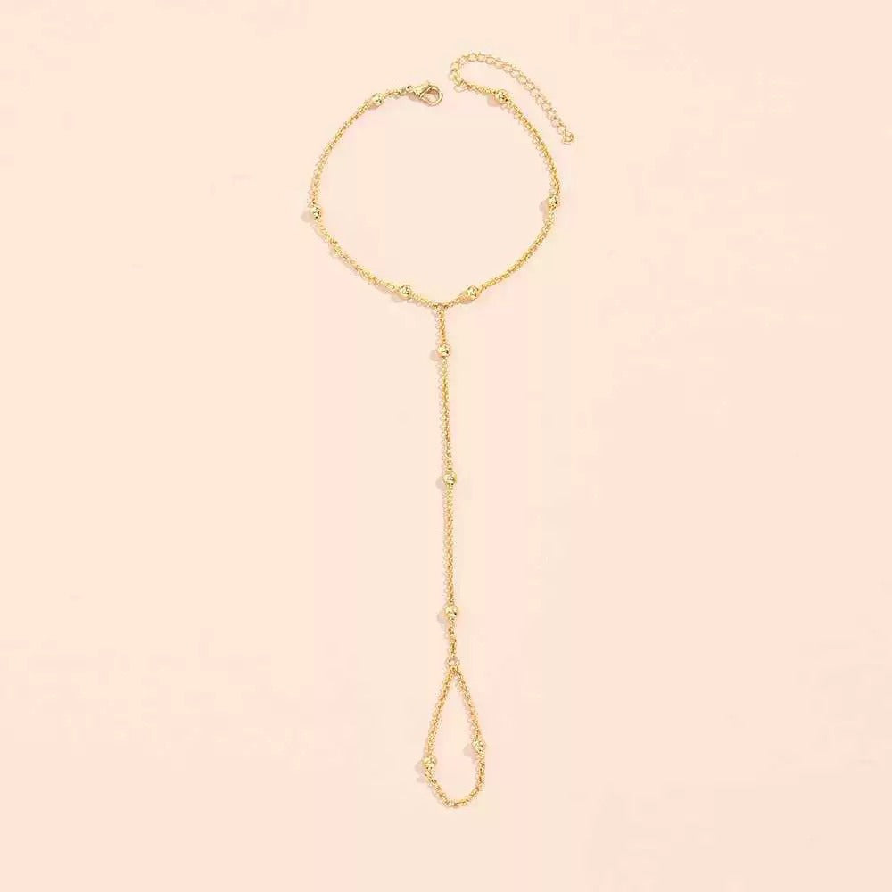 Lisa – Bracelet chaîne de perles et gants