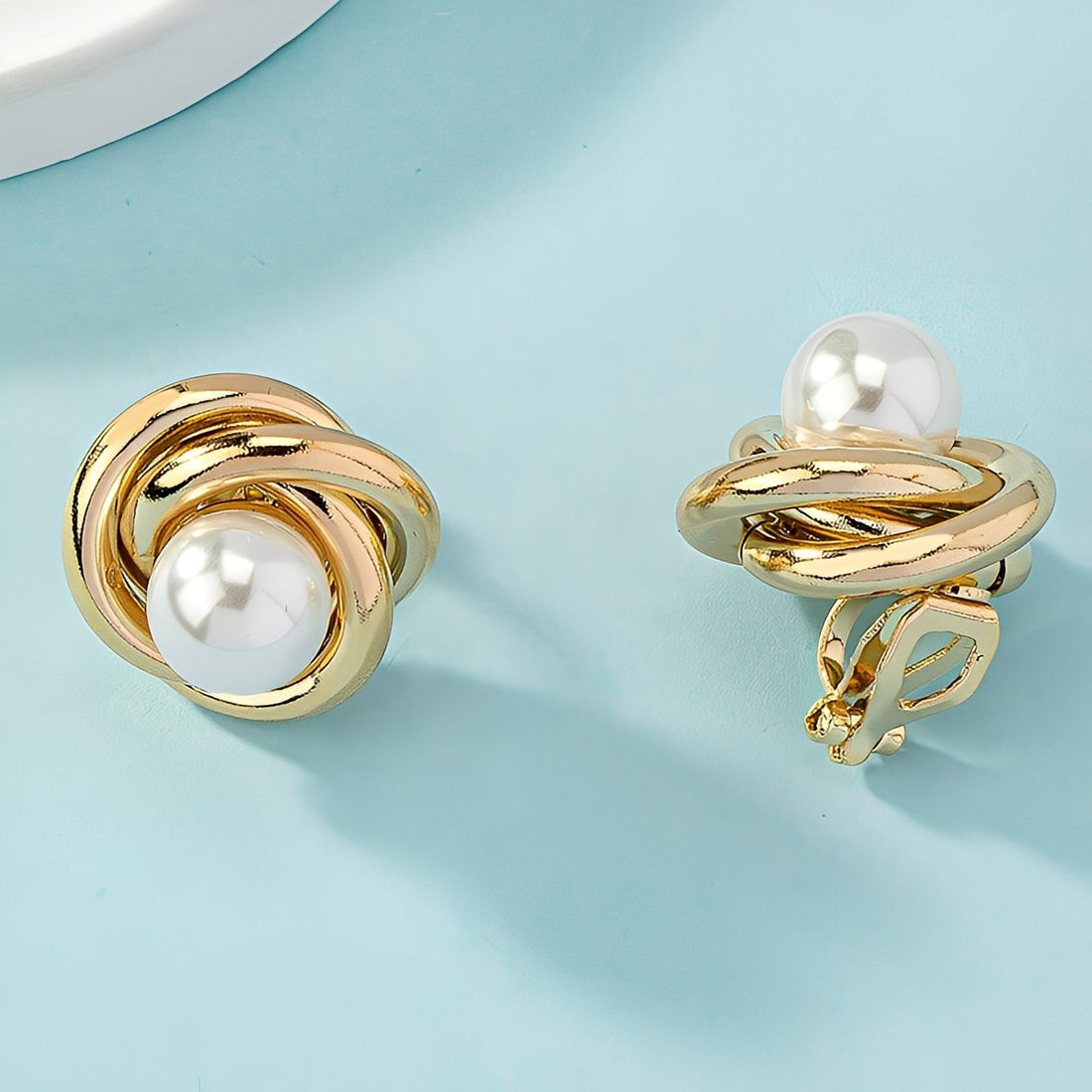 Krisna – Boucles d'oreilles élégantes en or avec perles