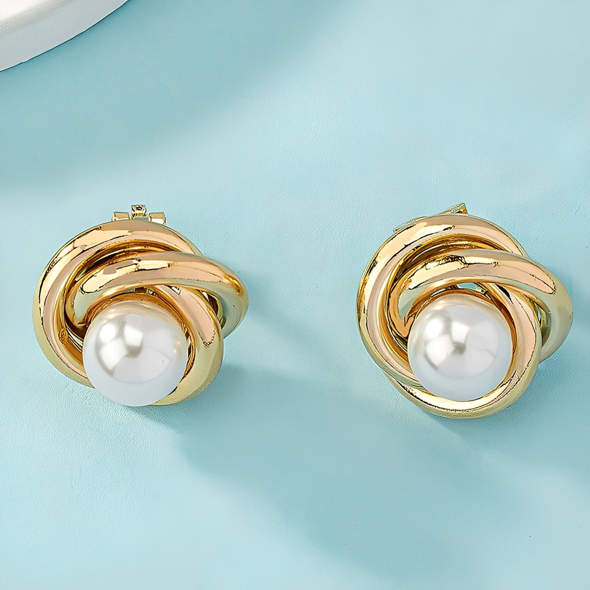 Krisna – Boucles d'oreilles élégantes en or avec perles