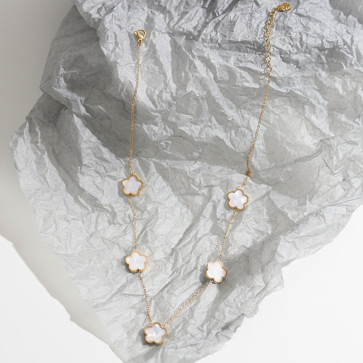 Elise – Ensemble de collier et bracelet Trèfle élégant