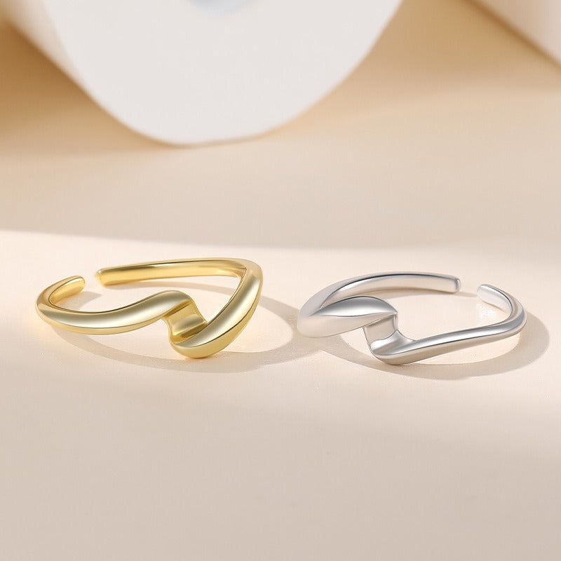 Elaine – Bague S925 en argent avec vague d'eau irrégulière