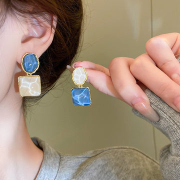 Lianne – Boucles d'oreilles géométriques émaillées