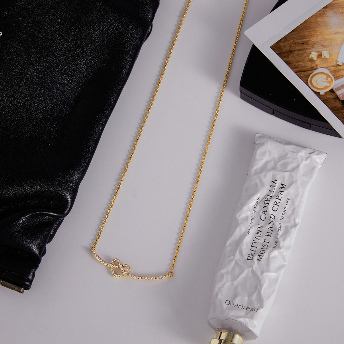 Valeria – Collier en forme de cœur brillant