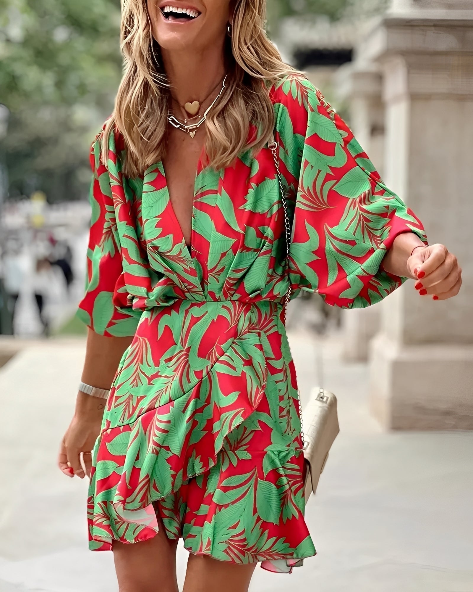 Jackie – Robe Mini Ajustée Élégante