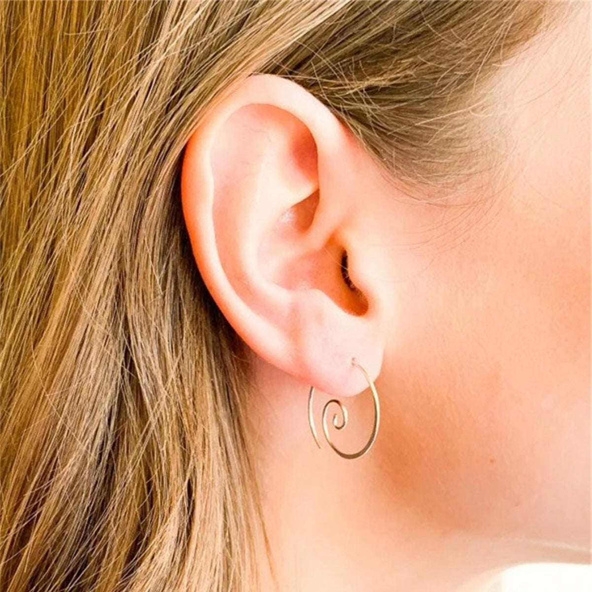 Yara – Boucles d'oreilles spirales boho en argent