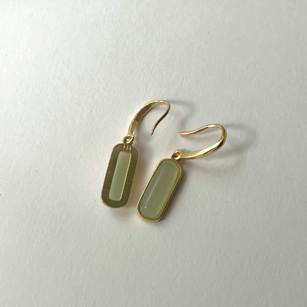 Fiona - Boucles d'oreilles pendantes en jade