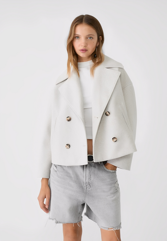 Claire – Veste Courte Double Boutonnage Élégante