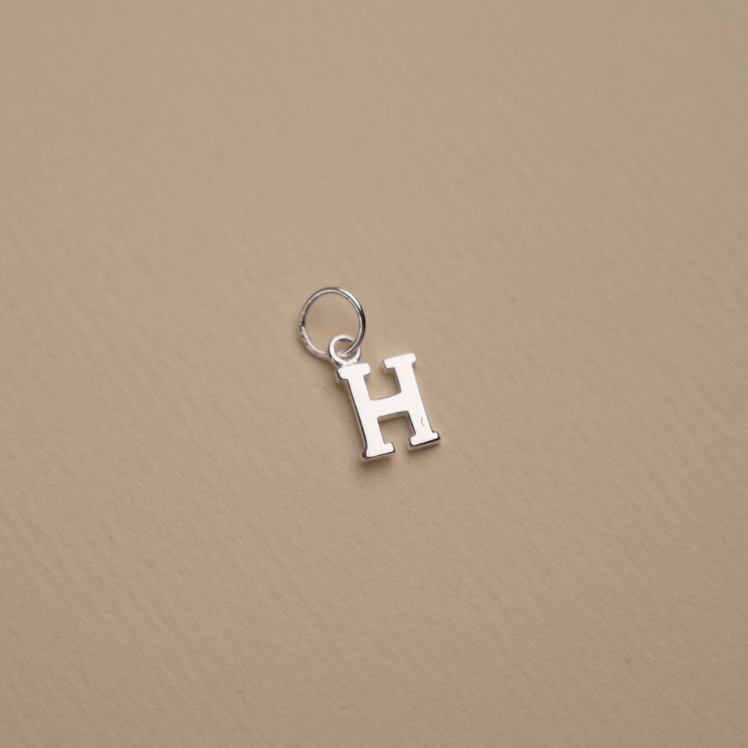 Nadia - Pendentif lettre en argent