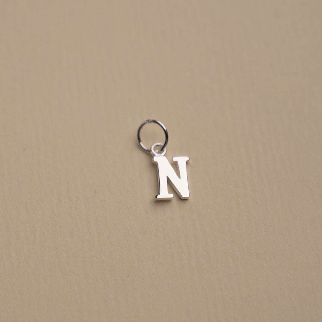 Nadia - Pendentif lettre en argent