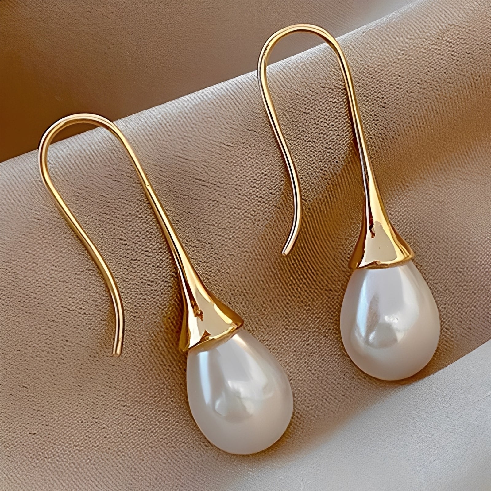 Helena – Boucles d'oreilles Classiques en Perles