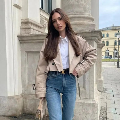 Federica - Le trench court moderne
