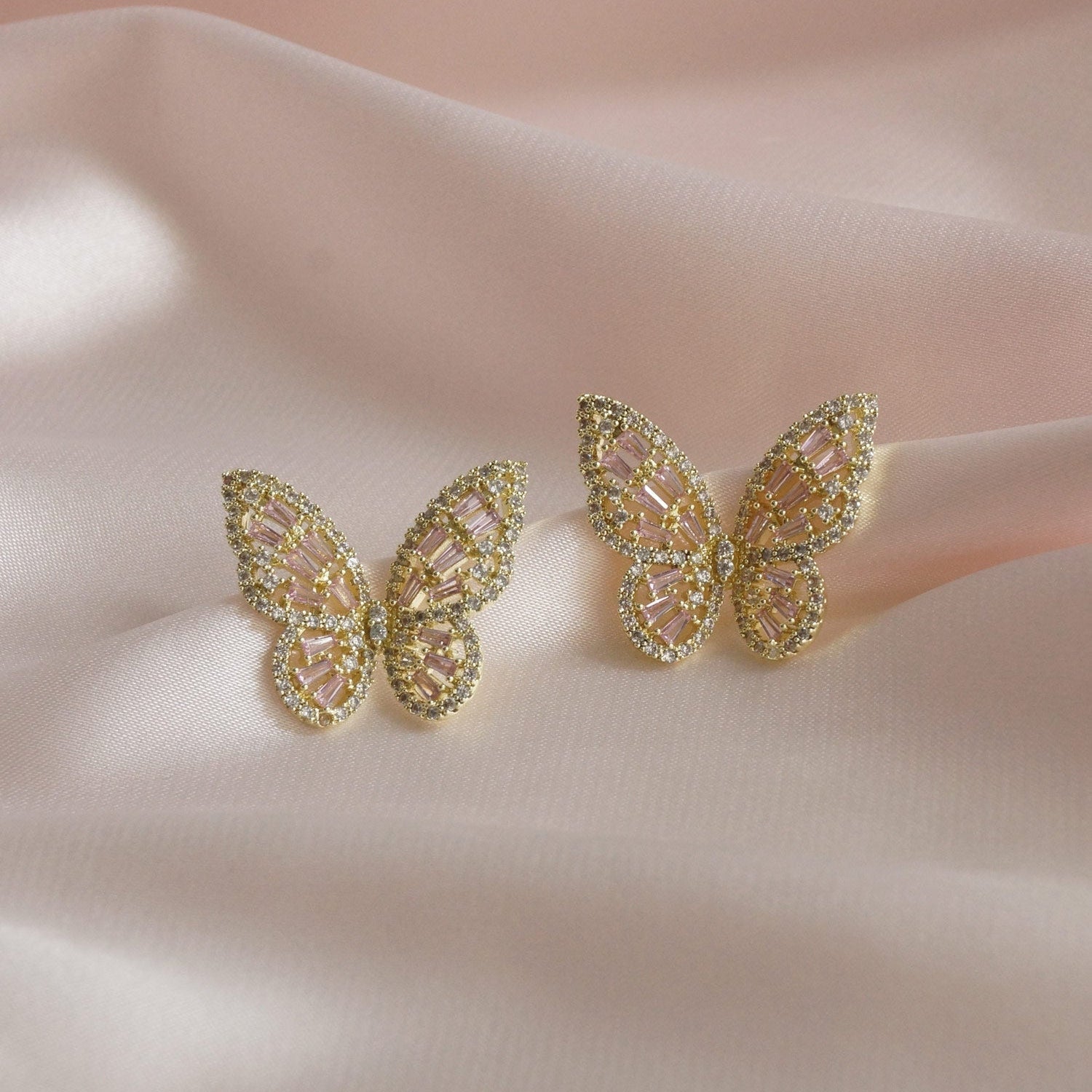 Niamh - Boucles d'oreilles en forme de papillon