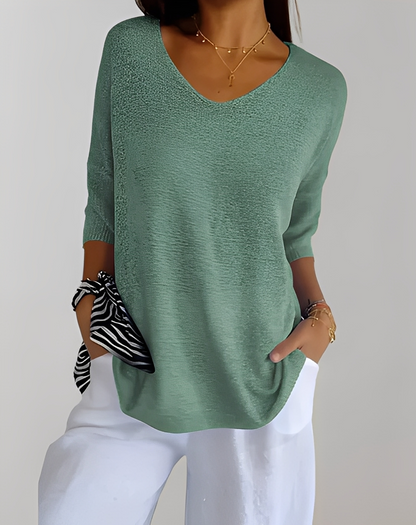 Jessé - Knitted V-neck Sweater for Women