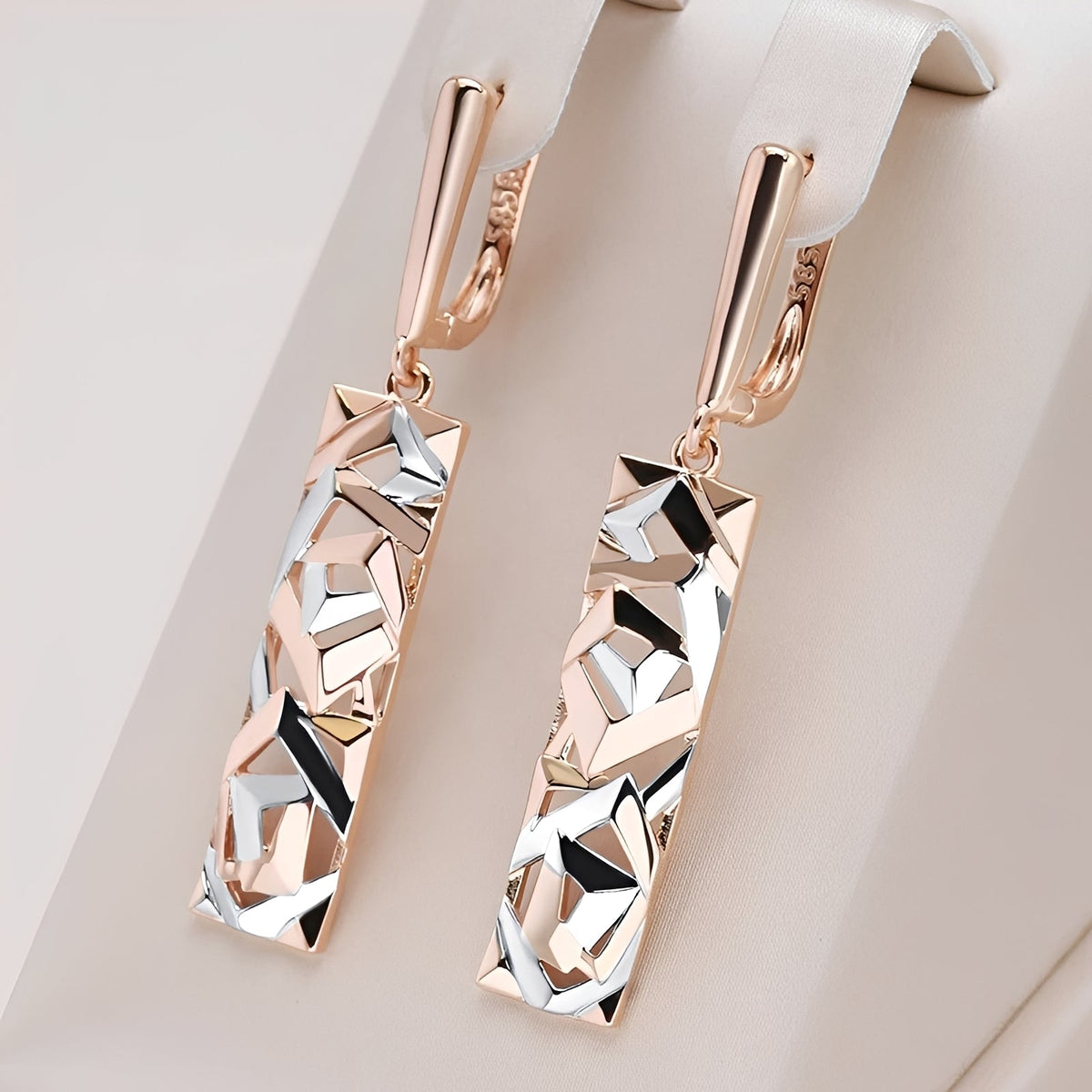 Cess – Boucles d'oreilles pendantes géométriques