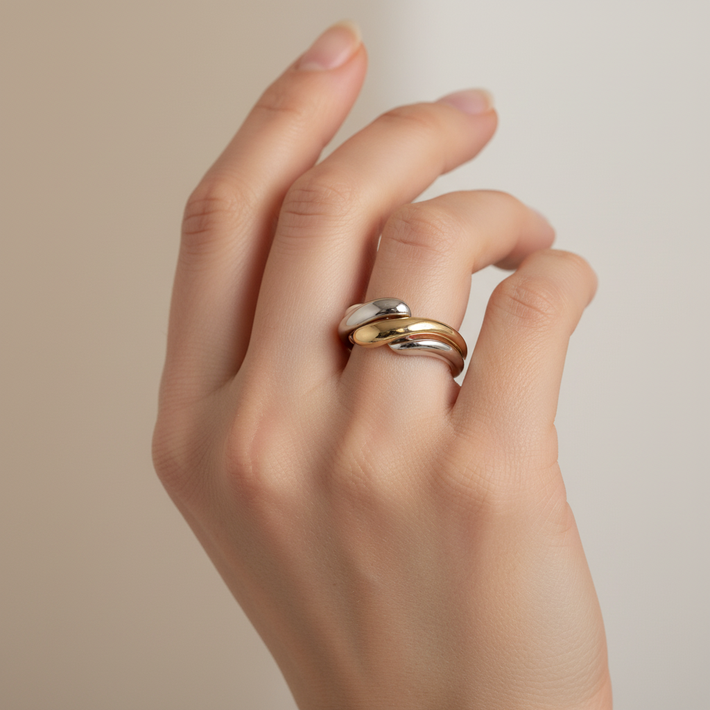 Elaine – Bague S925 en argent avec vague d'eau irrégulière