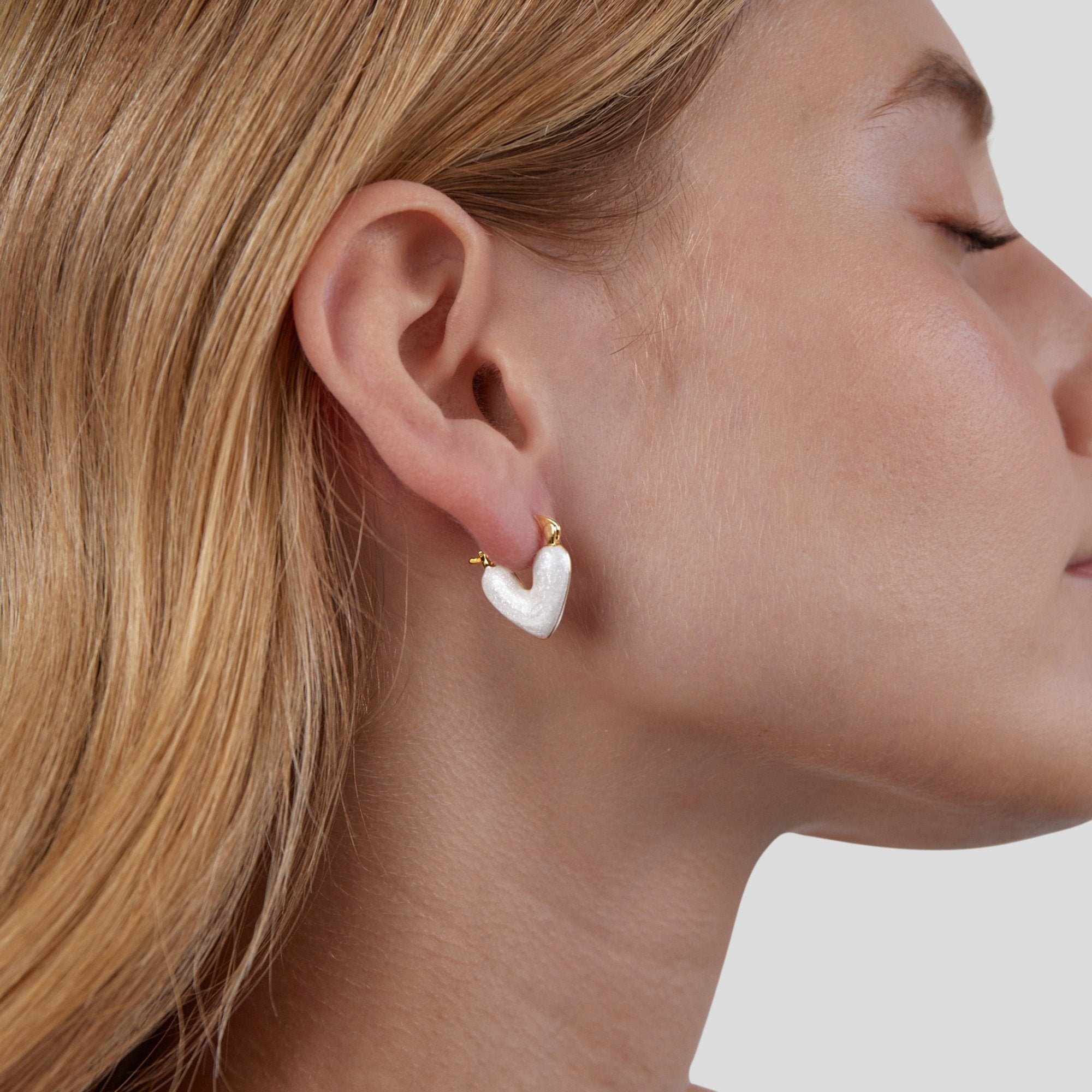 Aya – Boucles d'oreilles en cœur amour or