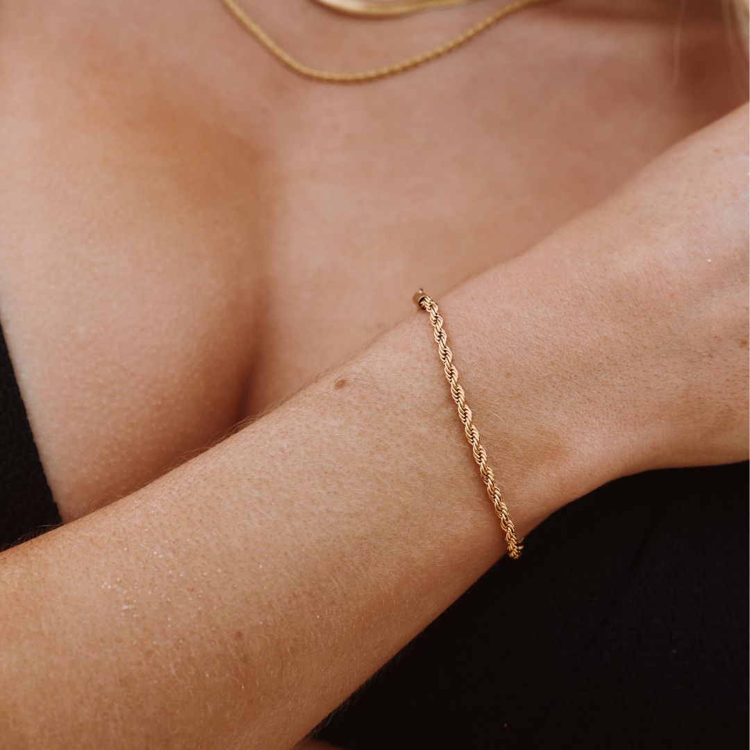 Calvi – Bracelet avec chaîne en or tressée